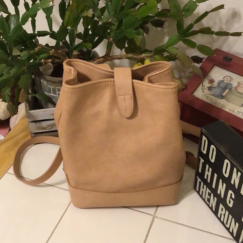 ‘Universal Thread Co’ Classy Backpack - image 2